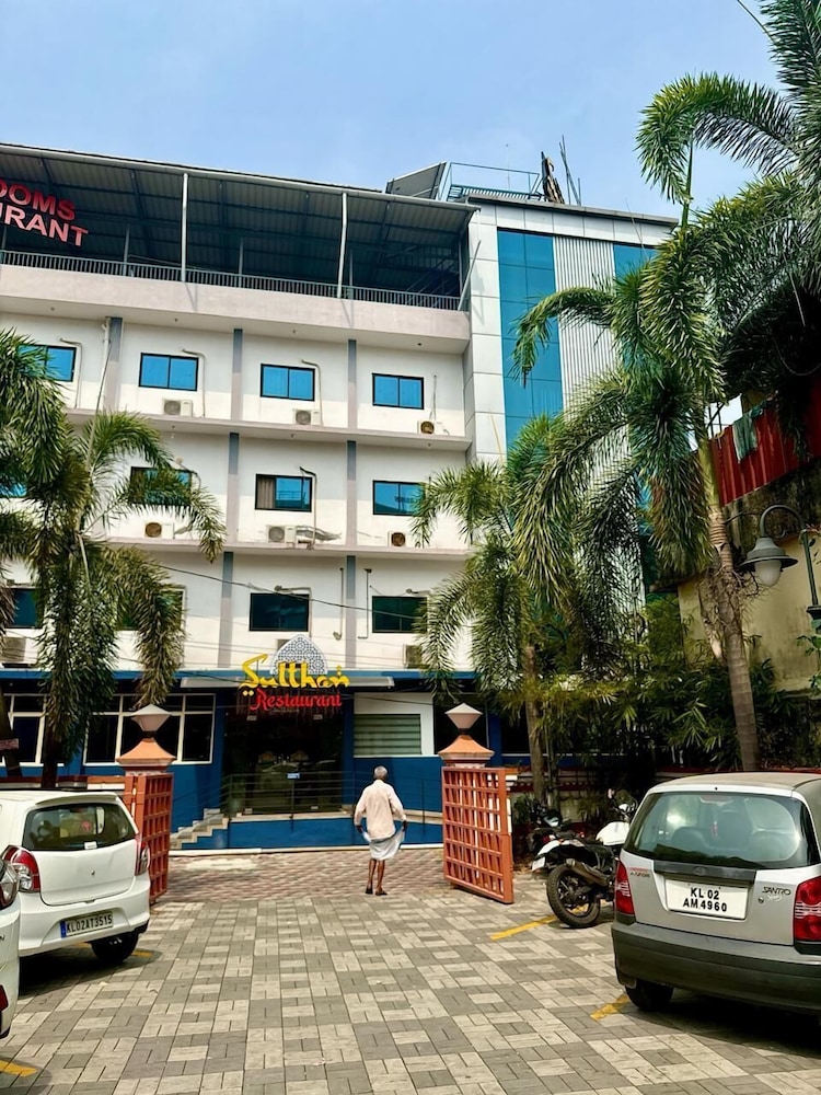Sulthan Hotel and Restaurant