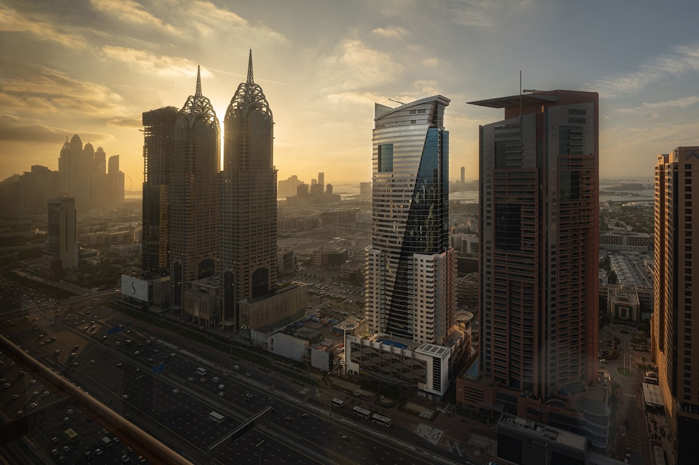 Staybridge Suites Dubai Internet City By IHG