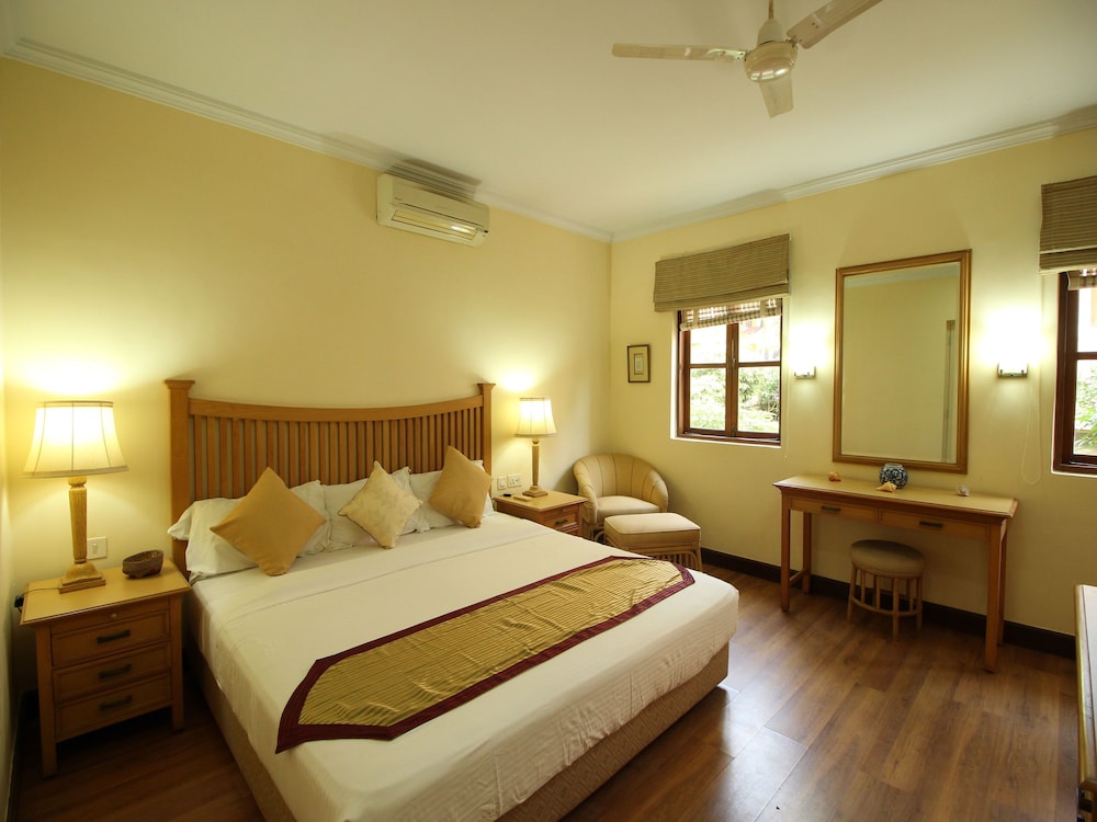 OYO 14573 Home Sunset View 1BHK Betalbatim