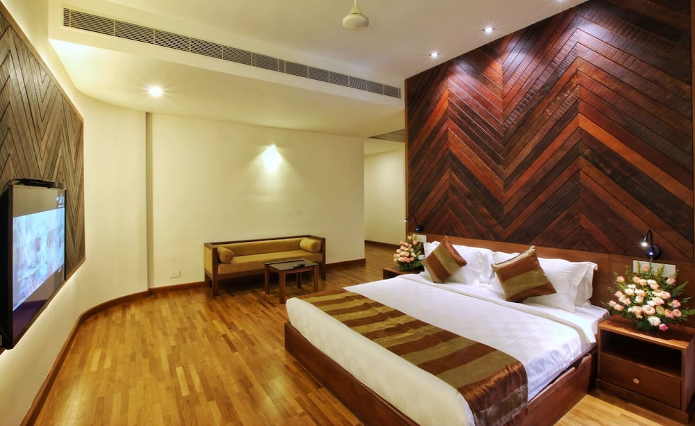 Woodies Bleisure Hotel