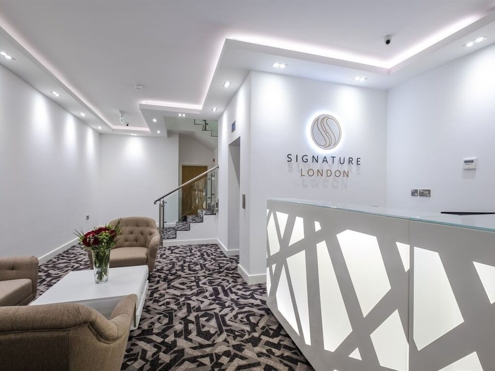 Signature Hotel London