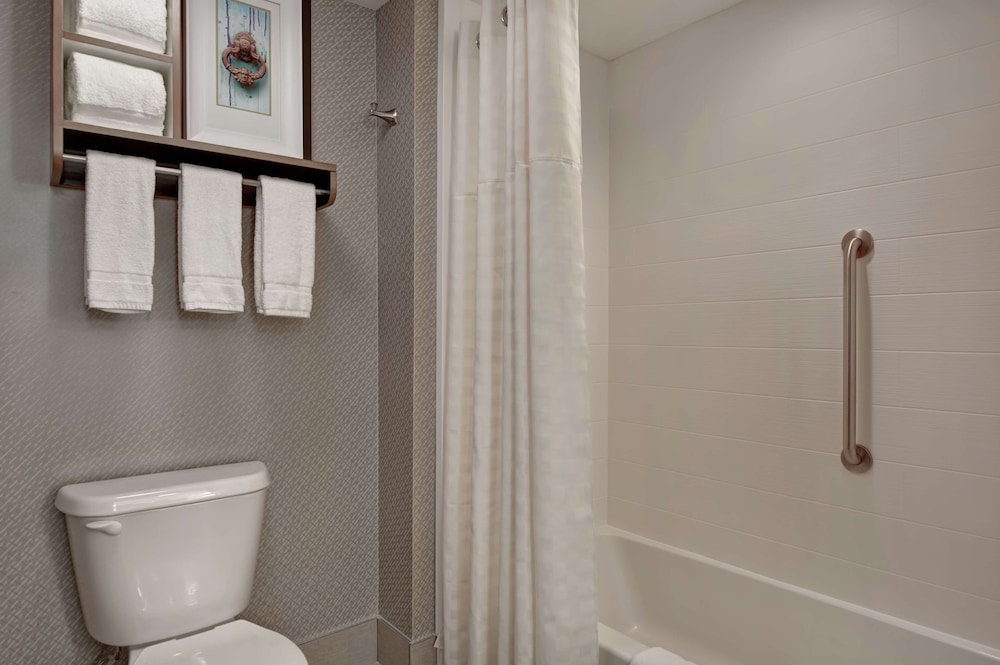 Homewood Suites by Hilton Savannah-North/Airport