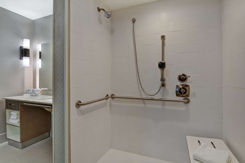 Homewood Suites by Hilton Savannah-North/Airport