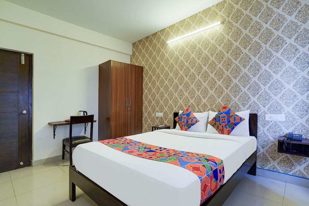 FabHotel Green Wood 5