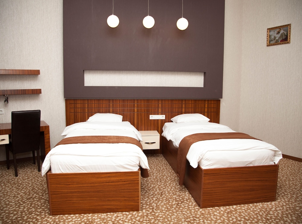 Askar Hotel