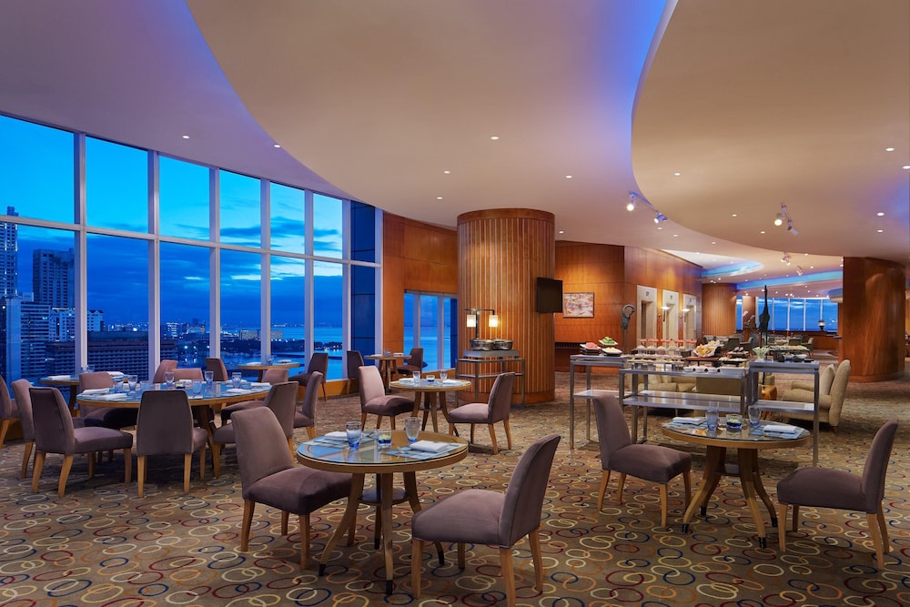 Sheraton Manila Bay
