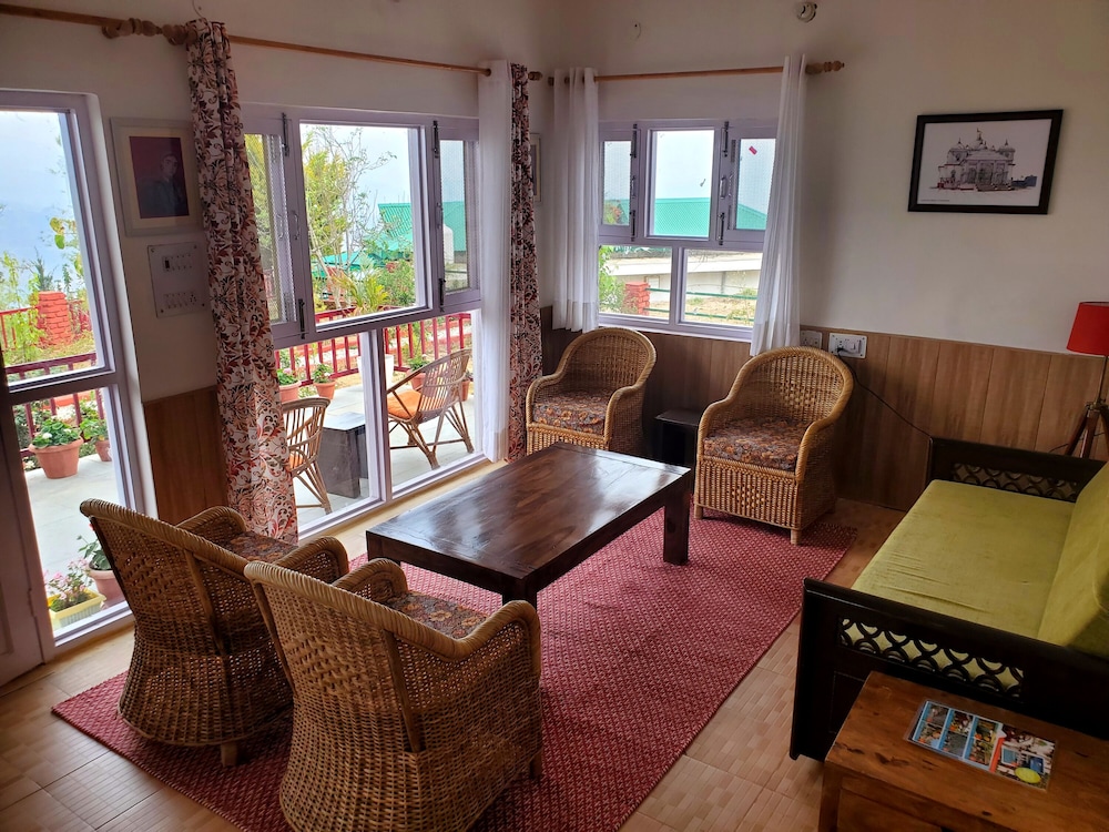 Tehri Retreat, Sursingdhar-(New Tehri and Kanatal), By Himalayan Eco Lodges