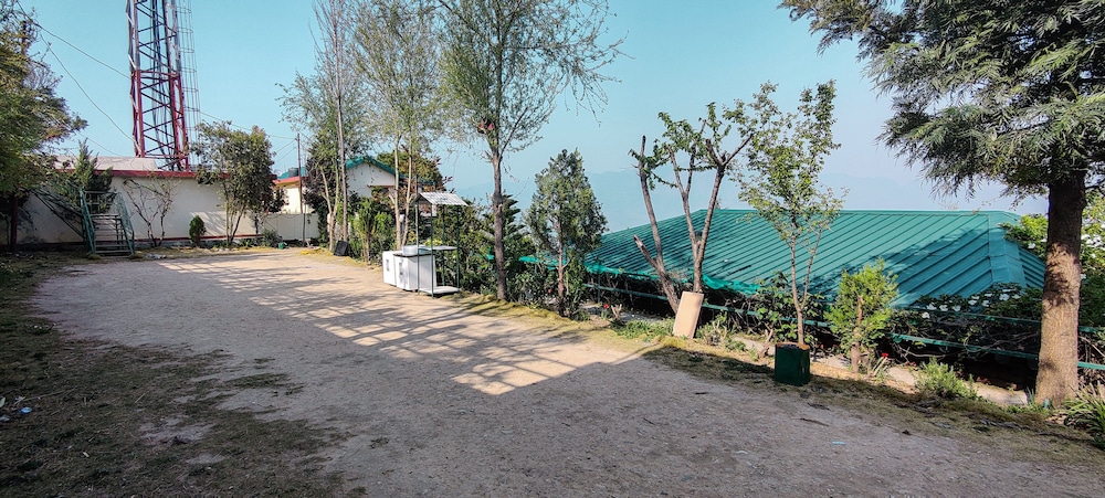 Tehri Retreat, Sursingdhar-(New Tehri and Kanatal), By Himalayan Eco Lodges