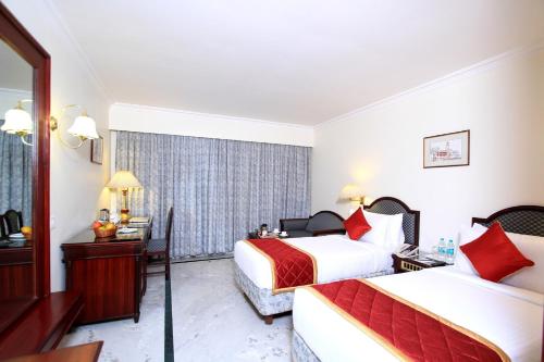 The Rialto Hotel