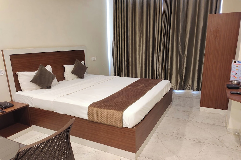 Hotel Le Blue Moon