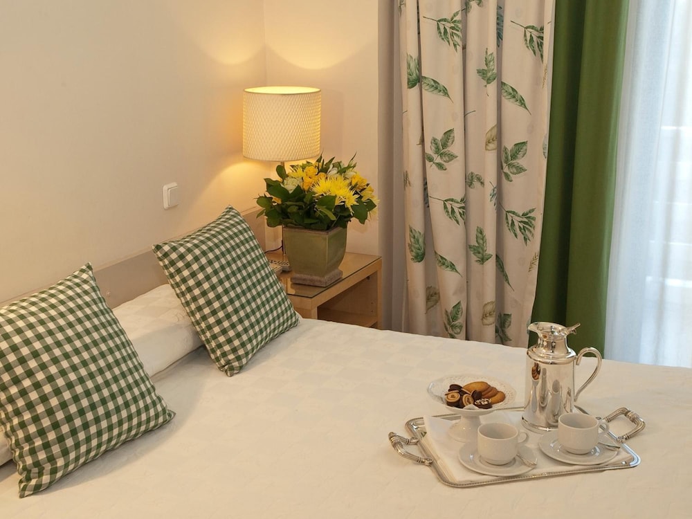 The Park Hotel Piraeus