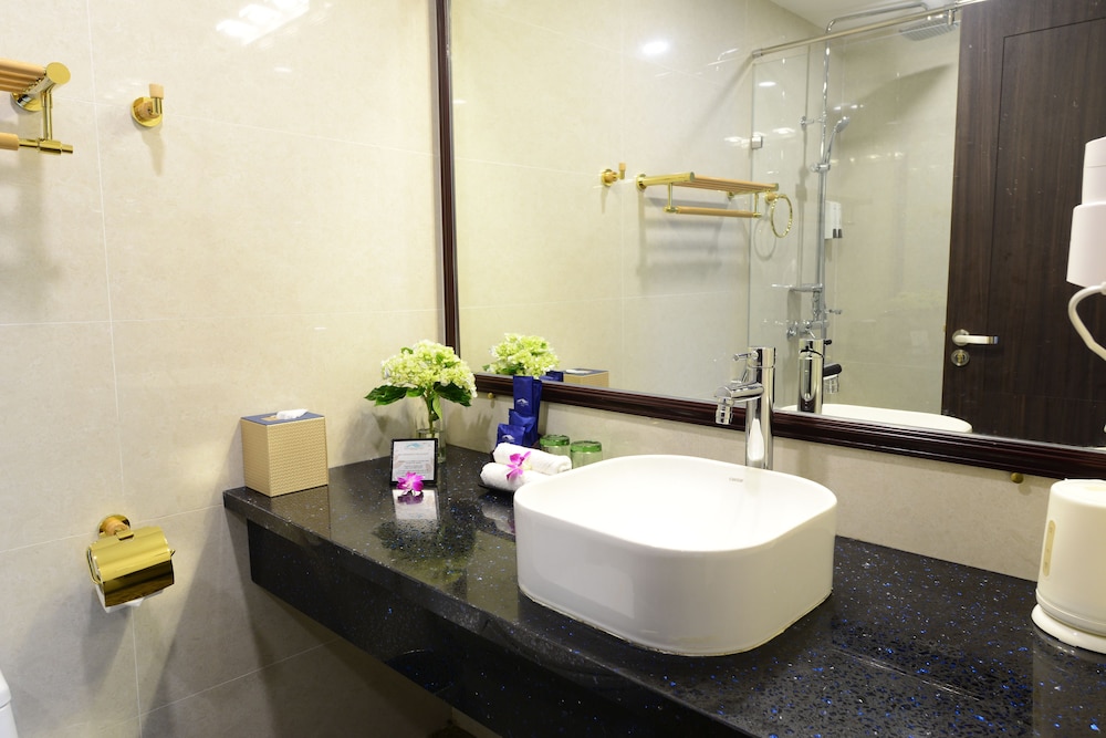 Hanoi Emerald Waters Hotel & Spa