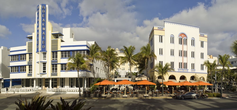 Hotel Breakwater South Beach