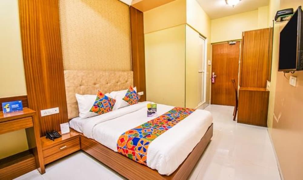 FabHotel Seven Hills