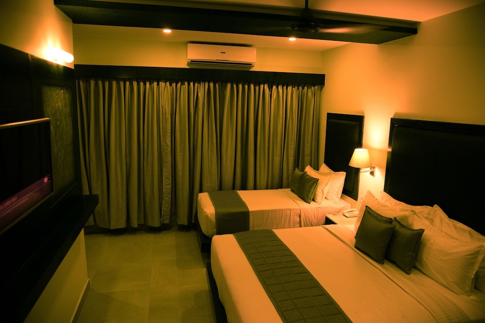 Hotel Rameswaram Grand