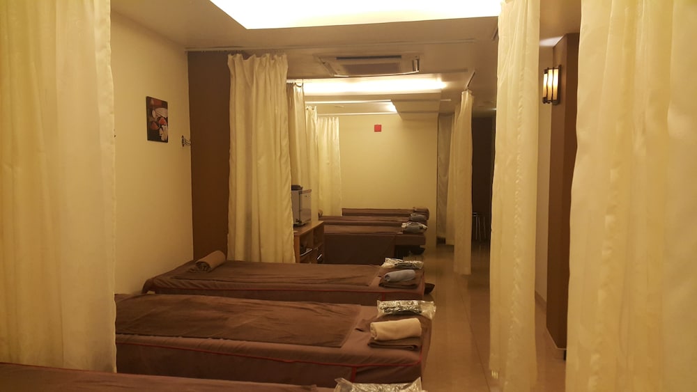 Mai Charming Boutique Hotel