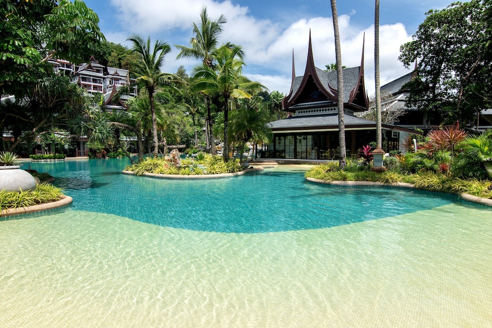 Thavorn Beach Village Resort & Spa Phuket