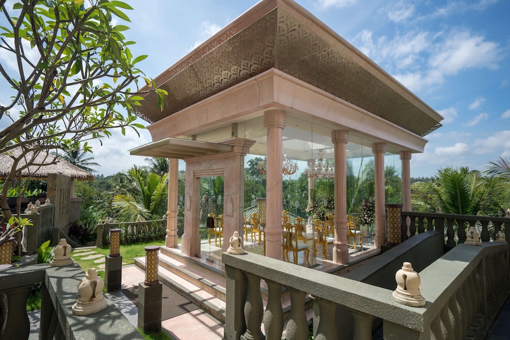 SereS Springs Resort & Spa