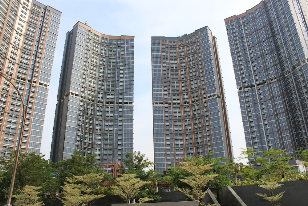 Gold Coast PIK Bahama Sea View Apartments