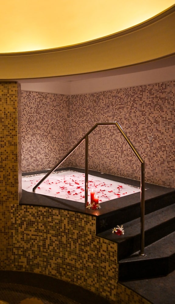 Welcomhotel by ITC Hotels, Devee Grand Bay, Visakhapatnam