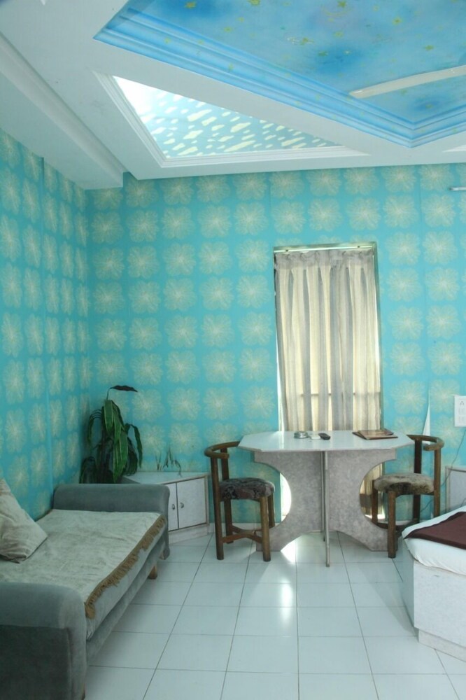 Hotel Krishna Park Resort
