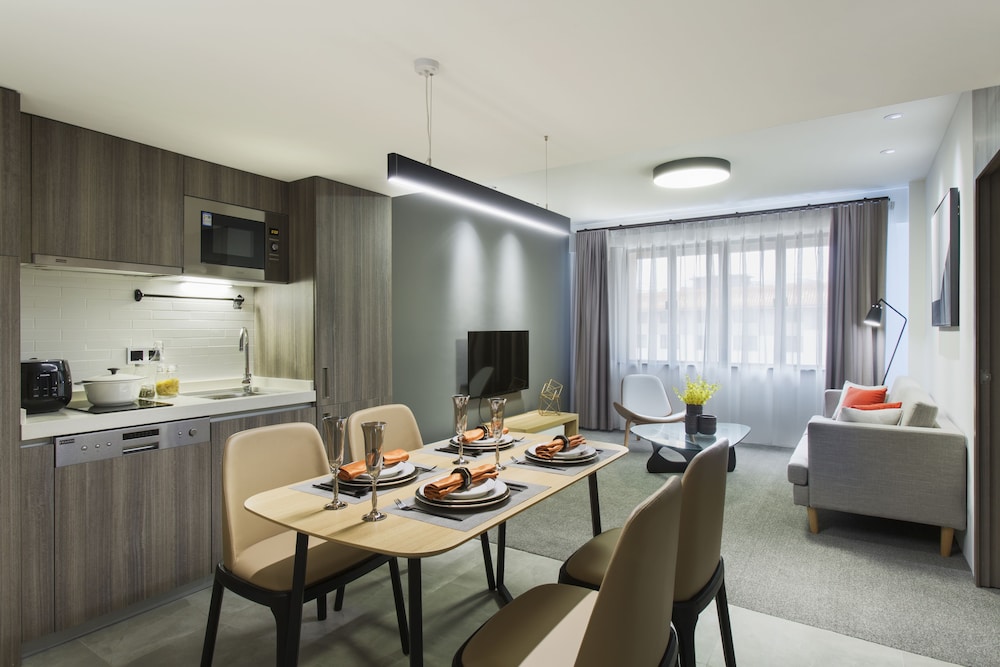 LN Residence by China Hotel