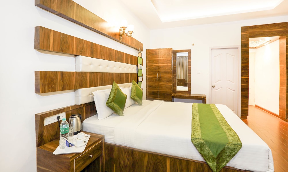 Treebo Skydale Inn & Suites With Mountain View