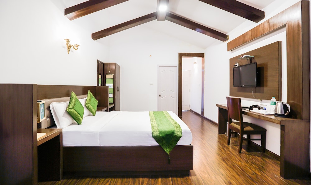 Treebo Skydale Inn & Suites With Mountain View