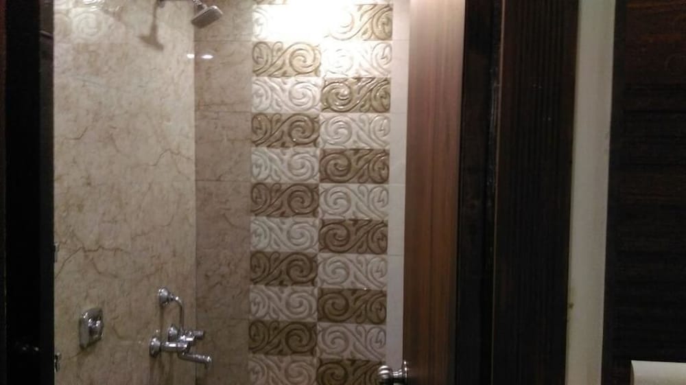 Hotel Palace Residency