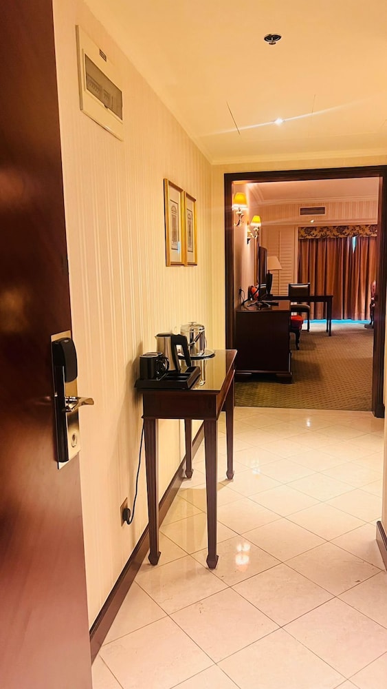 The Bristol Hotel Dubai