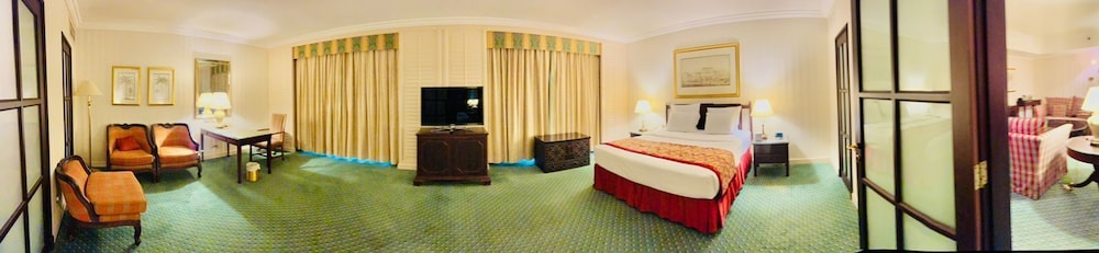 The Bristol Hotel Dubai