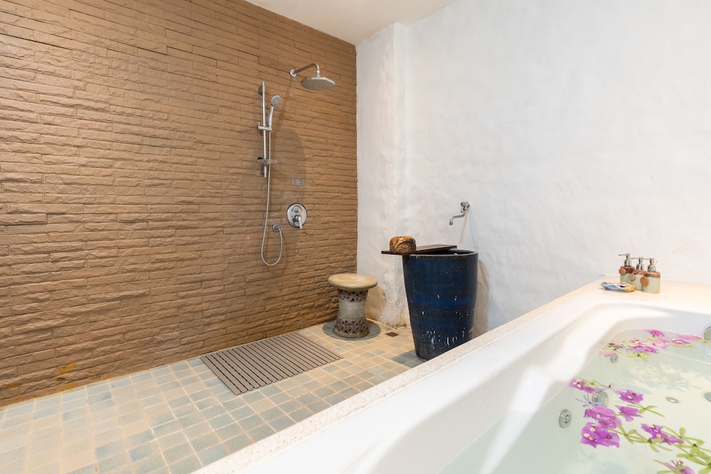 The Legend Chiang Rai Boutique River Resort & Spa