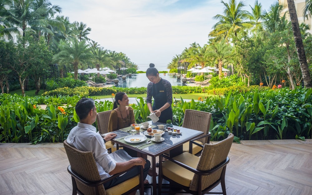 InterContinental Phu Quoc Long Beach Resort by IHG
