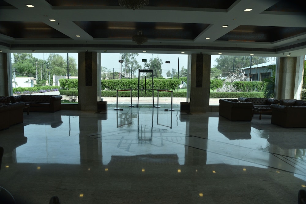 Opulent by Udman Hotels and Resorts