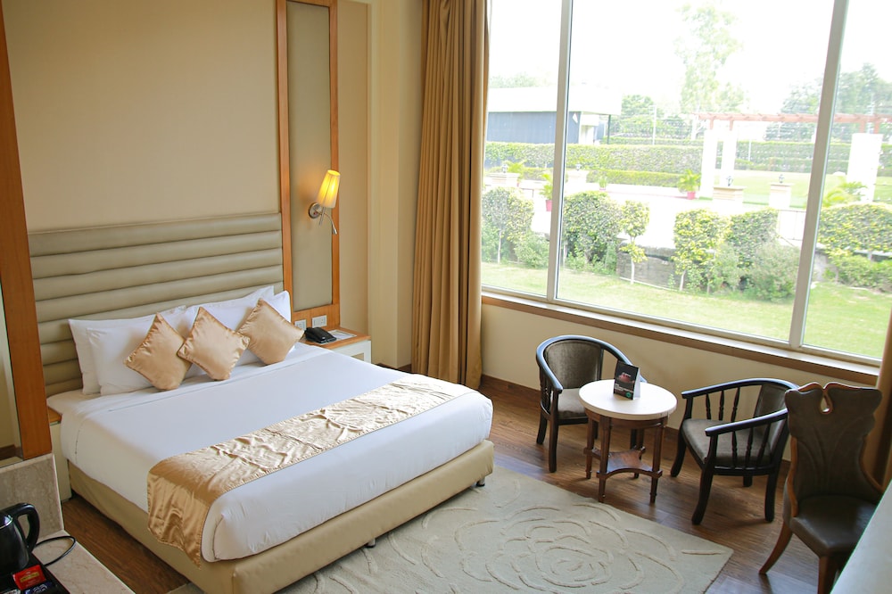 Opulent by Udman Hotels and Resorts