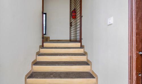 Itsy Hotels Shri Guru Service Apartment