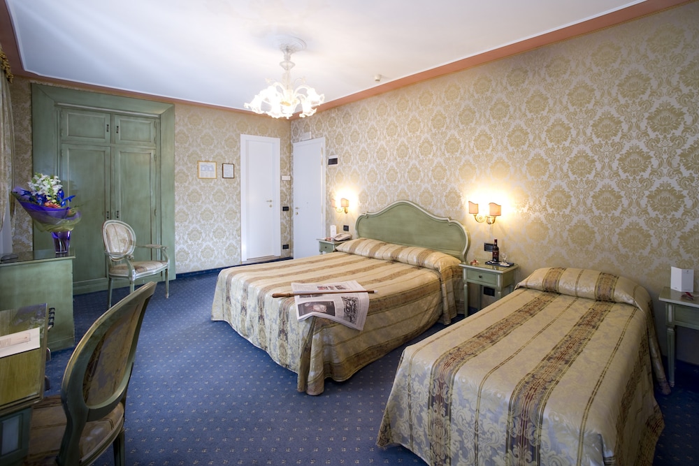 Hotel Carlton on the Grand Canal