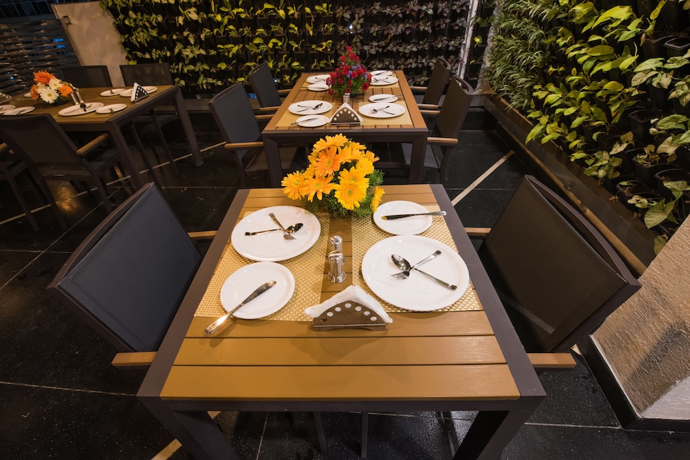 Hotel Gavishree Residency