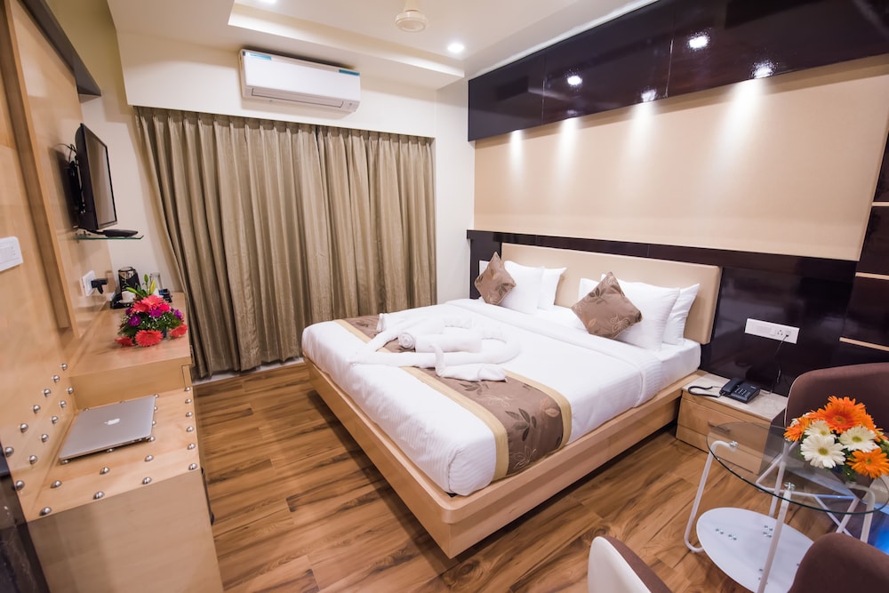 Hotel Gavishree Residency