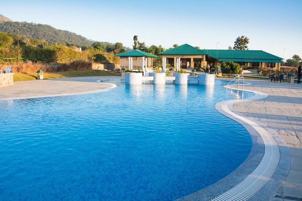 Resorts by the Baagh , Jim Corbett