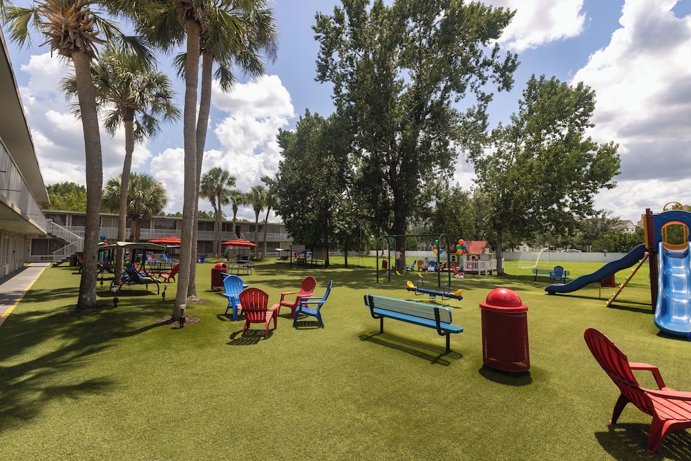 Magic Moment Resort & Kids Club, Dazzler Select by Wyndham