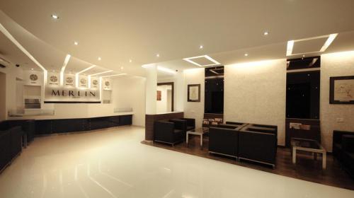 Hotel Merlin International