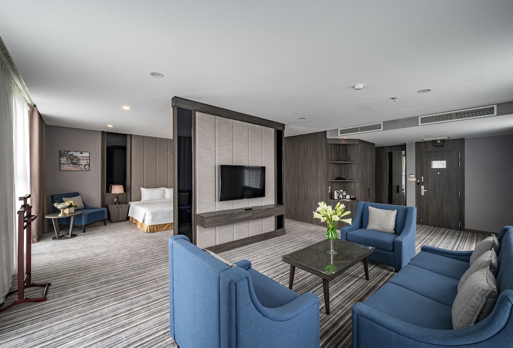 Muong Thanh Luxury Saigon Hotel