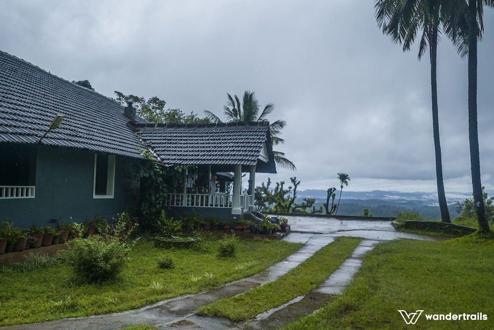 Bungalow 1934 - A Wandertrails Showcase