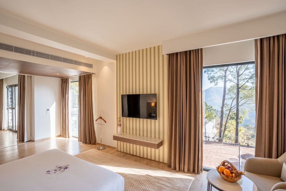 Velmore Kasauli Operated by Royal Orchid Hotel Ltd 