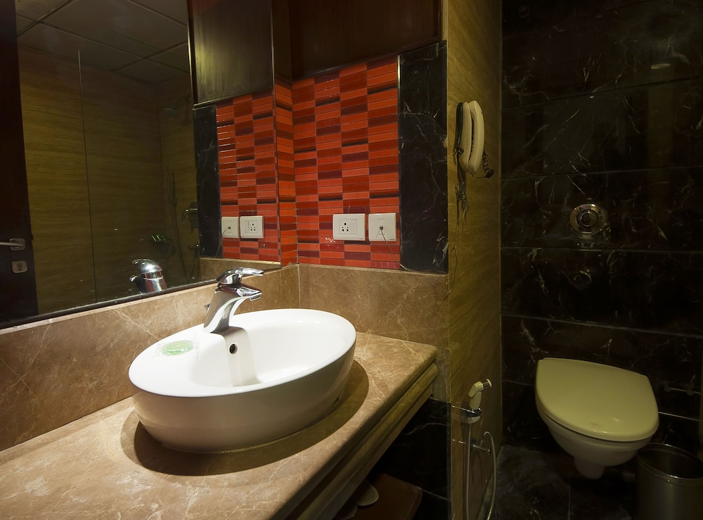 Hotel Aura Near Connaught Place