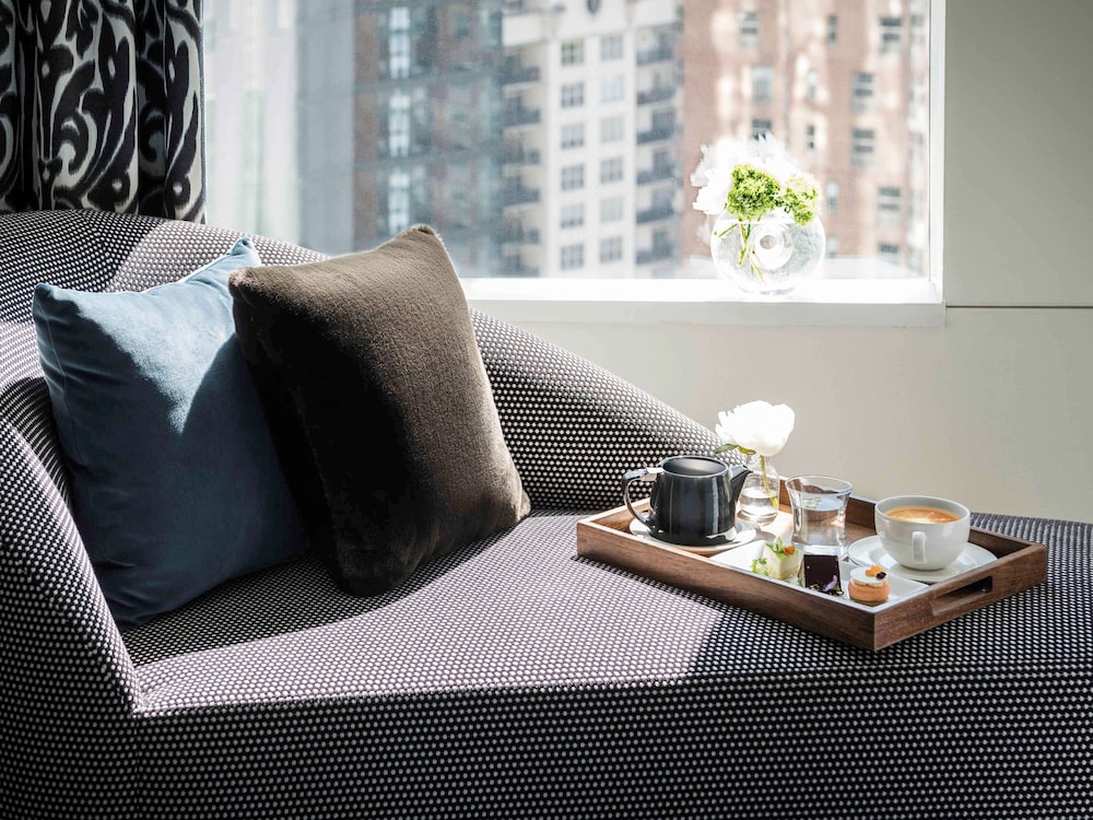 Sofitel Chicago Magnificent Mile
