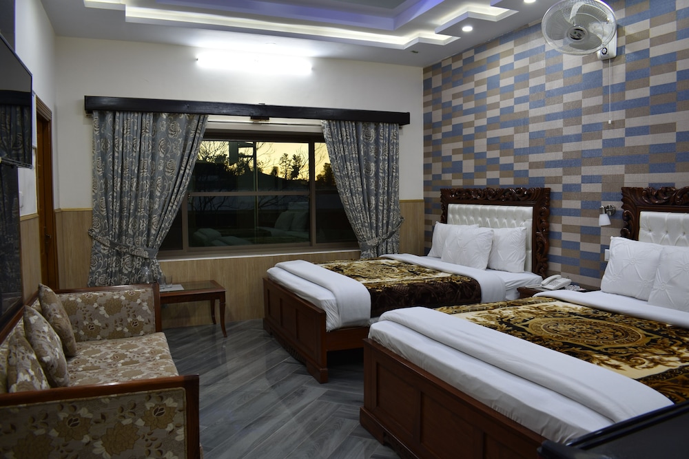Dream Land Hotel