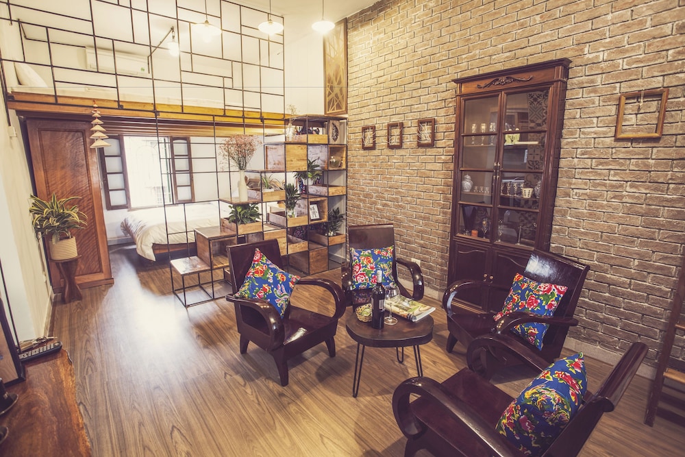 Vintage Decor Apartment Hanoi Old Town