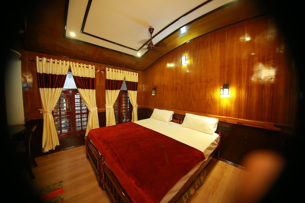 My Trip Houseboat